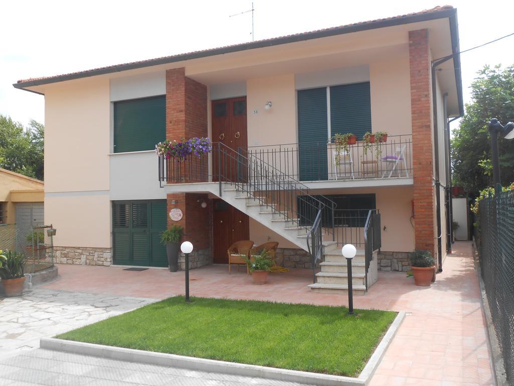 Hotel Gino'S House Pisa Exterior foto