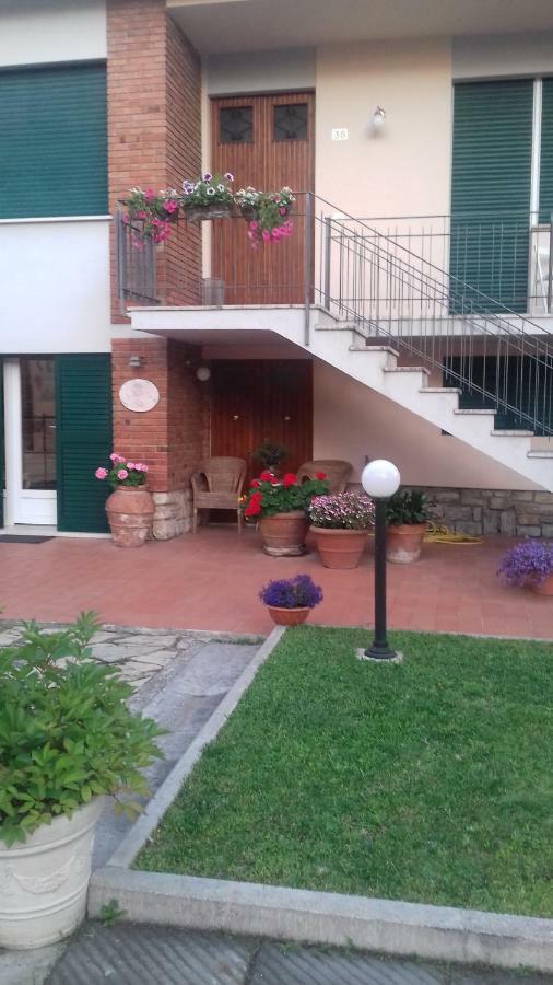 Hotel Gino'S House Pisa Exterior foto